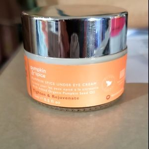 Pumpkin and Spice Eye Cream